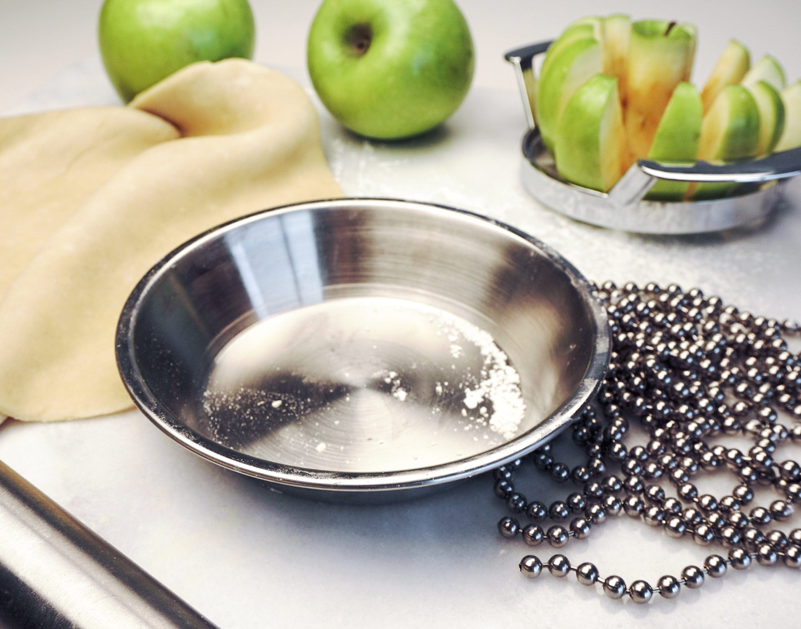 Bakeware Endurance Mini Pie Pan, 6"