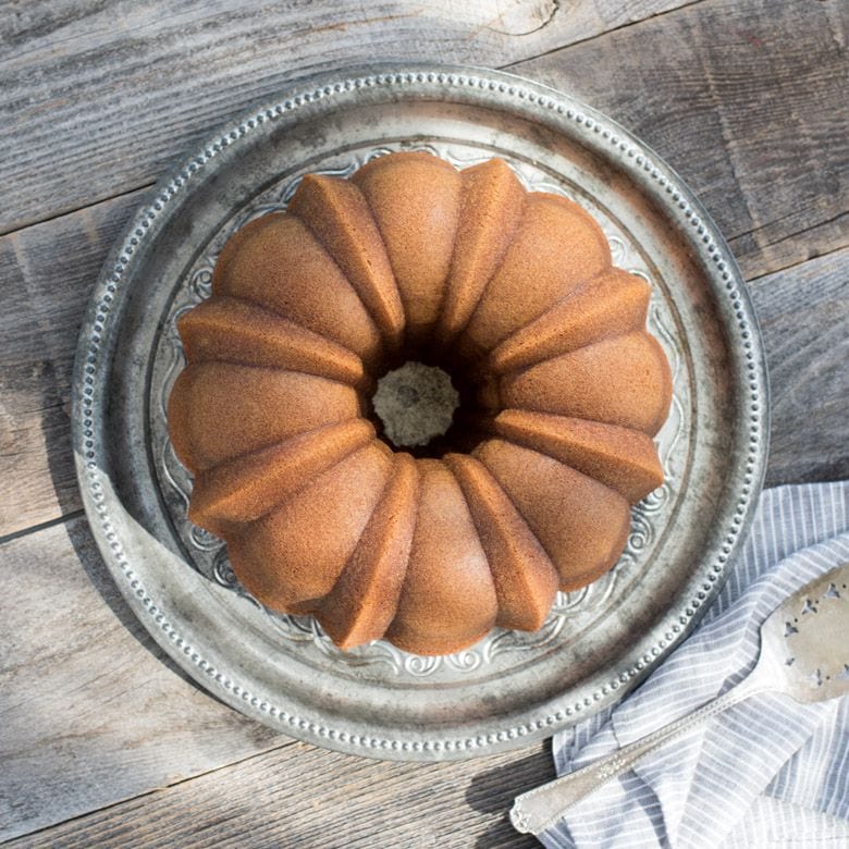 Bakeware Nordic Ware Anniversary Bundt Pan