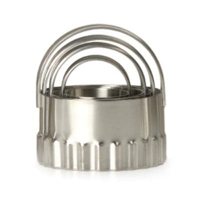 Bakeware Round Rippled Biscuit Cutters
