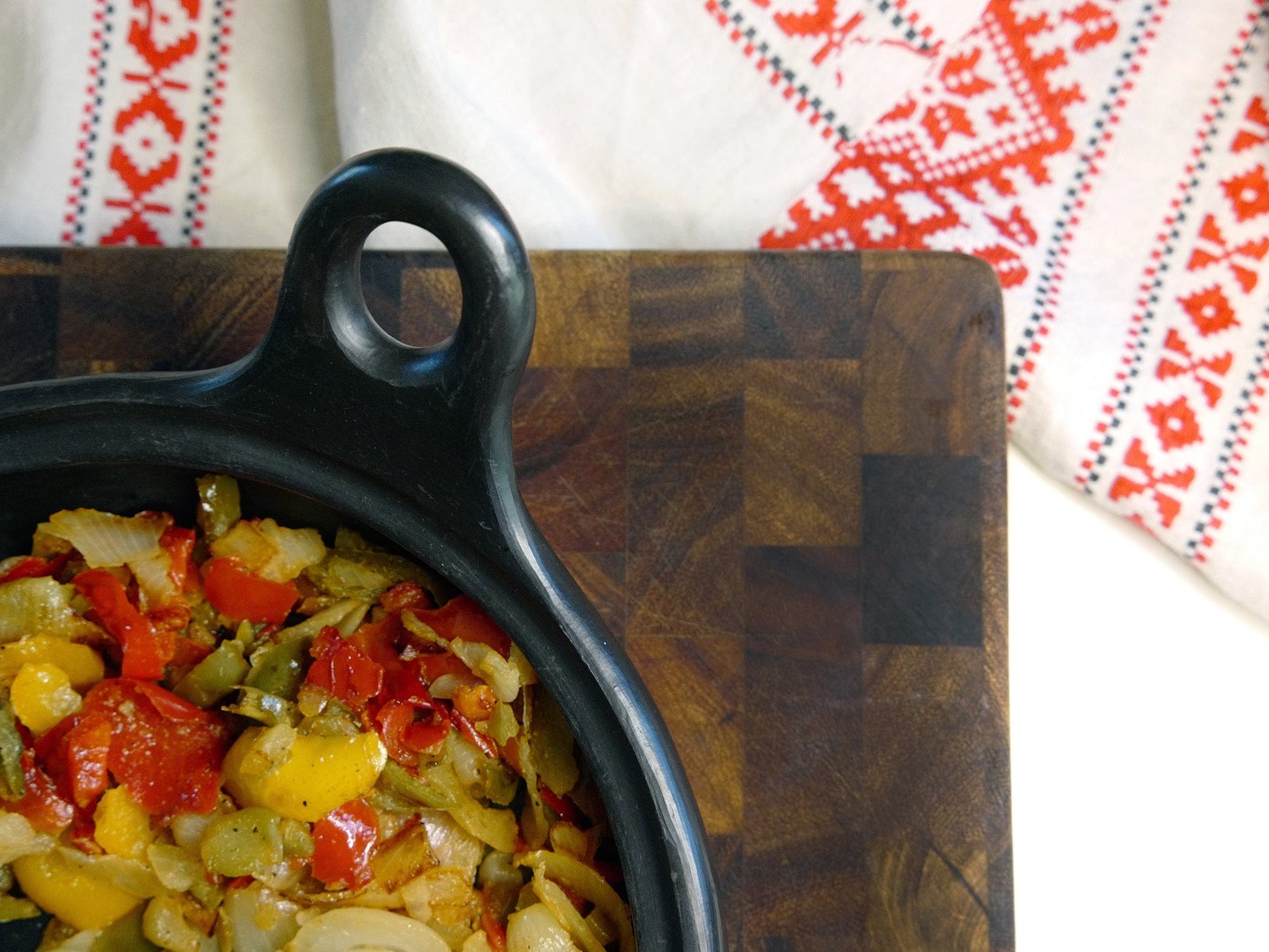 Chamba Cookware Authentic Chamba Traditional Collection 4-Piece Chamba Gift Set - Black Clay Essentials for Home Chefs - Stovetop & Oven Safe – Handmade in Colombia