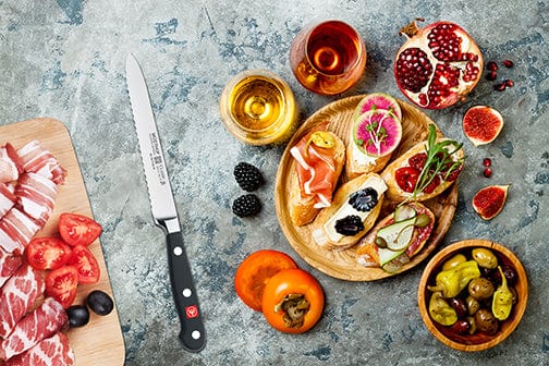 Cutlery Wusthof Classic Serrated Utility Knife